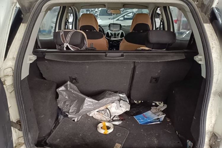 Used Ford EcoSport 2013 1.5L Automatic Prestige Model Trunk