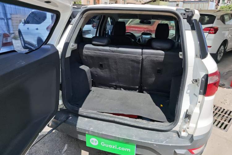 Used Ford EcoSport 2013 1.5L Manual Comfort Model Trunk