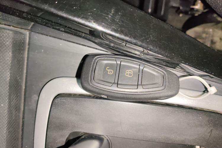 Used Ford EcoSport 2013 1.5L Automatic Prestige Model Vehicle Key