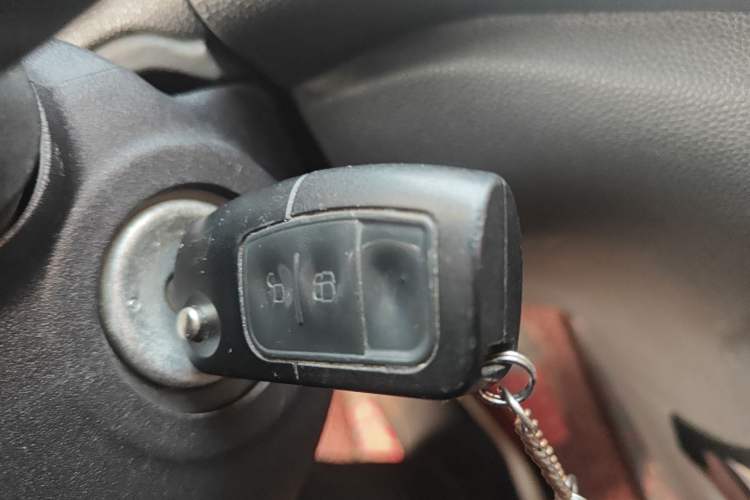 Used Ford EcoSport 2013 1.5L Manual Fashion Model Vehicle Key