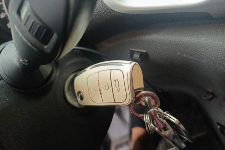Used Ford EcoSport 2013 1.5L Automatic Fashion Model Vehicle Key