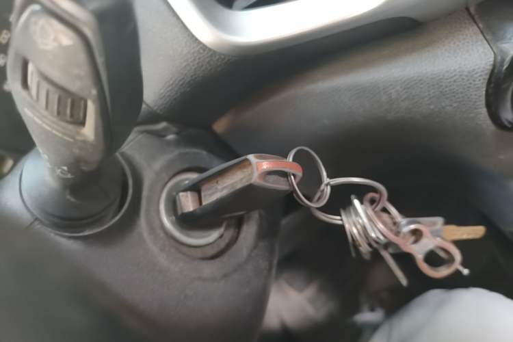 Used Ford EcoSport 2013 1.5L Automatic Fashion Model Vehicle Key