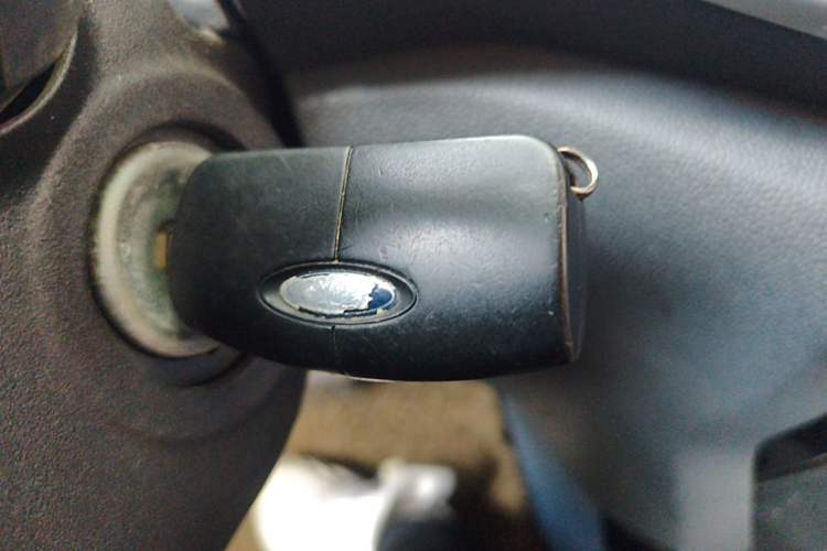 Used Ford EcoSport 2013 1.5L Automatic Fashion Model Vehicle Key