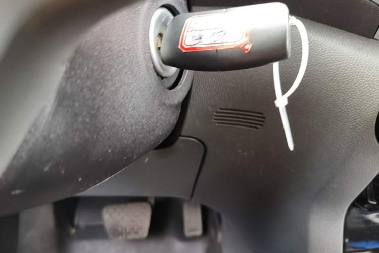 Used Ford EcoSport 2013 1.5L Automatic Fashion Model Vehicle Key