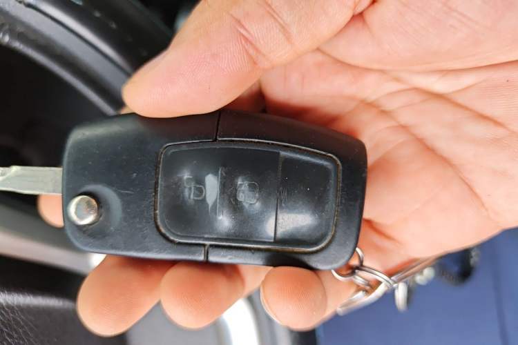 Used Ford EcoSport 2013 1.5L Automatic Fashion Model Vehicle Key