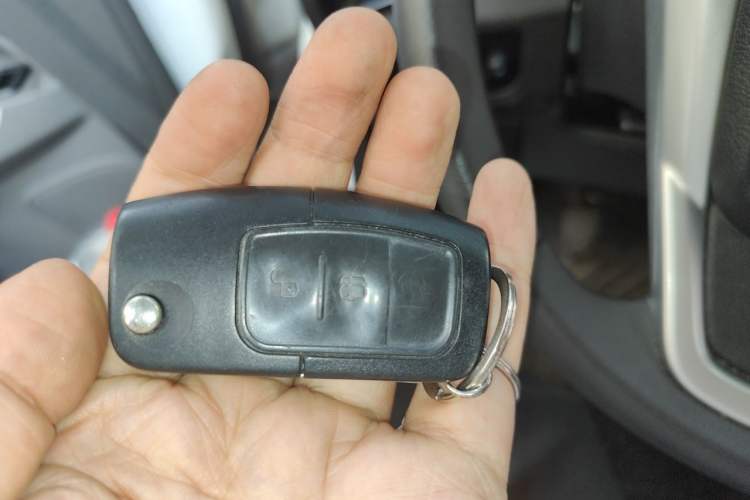 Used Ford EcoSport 2013 1.5L Manual Fashion Model Vehicle Key