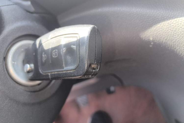 Used Ford EcoSport 2013 1.5L Manual Fashion Model Vehicle Key