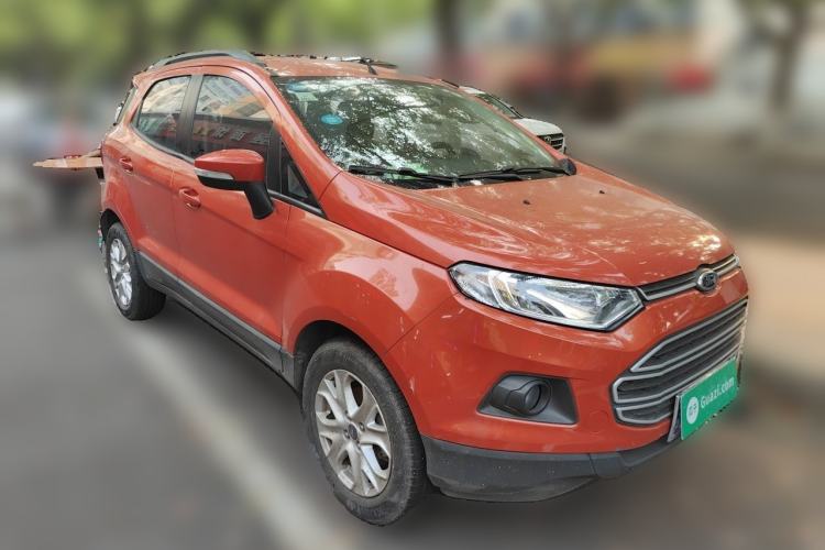 Used Ford EcoSport 2013 1.5L Manual Fashion Model Front Right 45 Deg