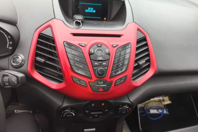 Used Ford EcoSport 2016 1.5L Automatic Sport Collection Edition Audio And AC Panel