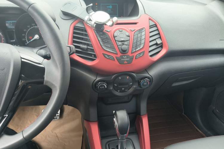 Used Ford EcoSport 2016 1.5L Automatic Sport Collection Edition Audio And AC Panel