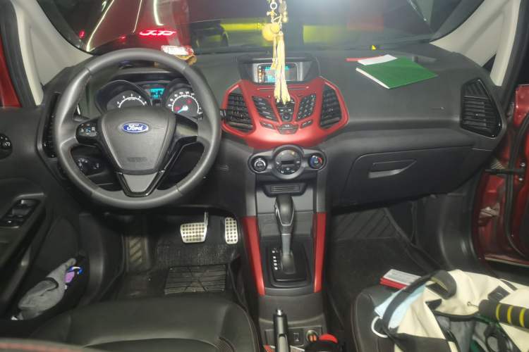Used Ford EcoSport 2016 1.5L Automatic Sport Collection Edition Center Console