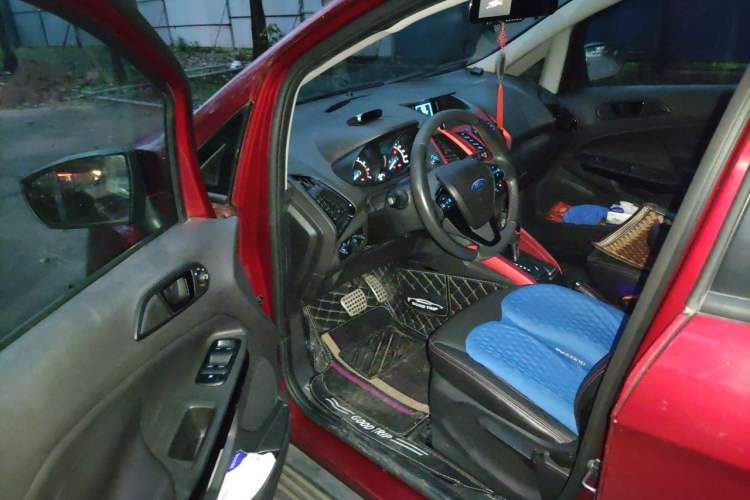 Used Ford EcoSport 2016 1.5L Automatic Sport Collection Edition Driver Seat