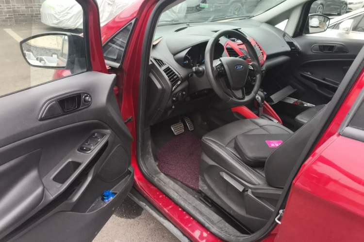 Used Ford EcoSport 2016 1.5L Automatic Sport Collection Edition Driver Seat