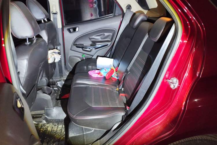 Used Ford EcoSport 2016 1.5L Automatic Sport Collection Edition Left Rear Seat