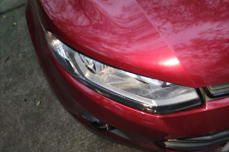 Used Ford EcoSport 2016 1.5L Automatic Sport Collection Edition Right Front Headlight