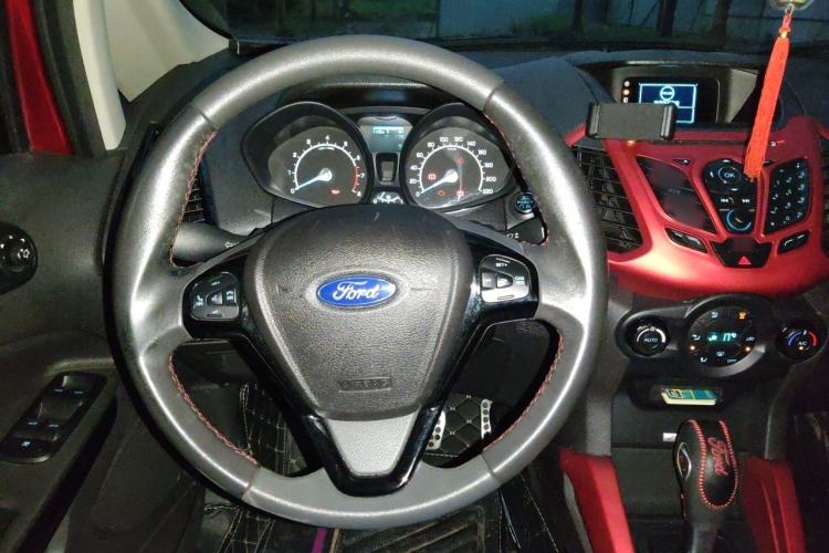 Used Ford EcoSport 2016 1.5L Automatic Sport Collection Edition Steering Wheel