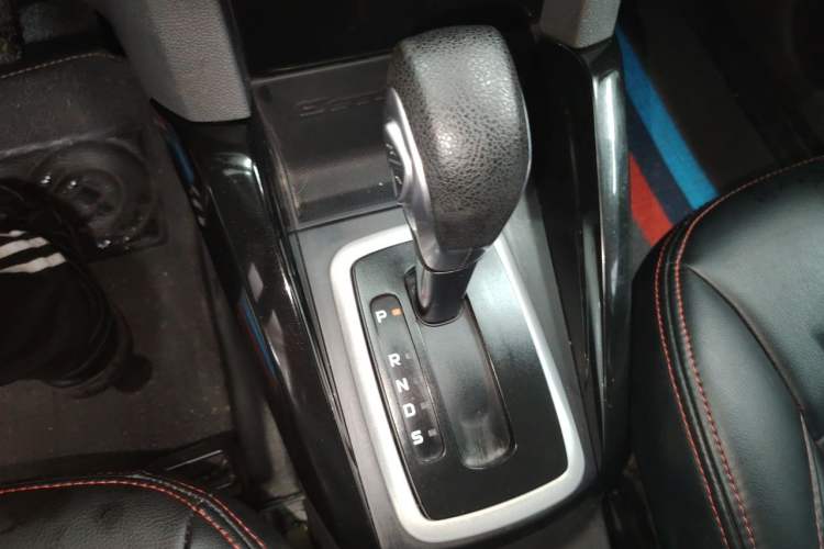 Used Ford EcoSport 2017 1.5L Automatic Trend Model Gear Lever