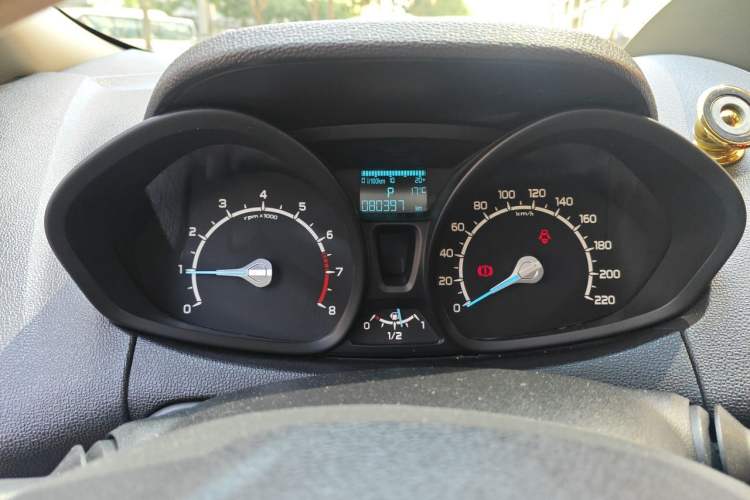 Used Ford EcoSport 2017 1.5L Automatic Trend Model Instrument Cluster