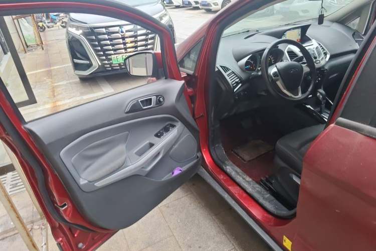 Used Ford EcoSport 2017 1.5L Automatic Prestige Model Interior 3