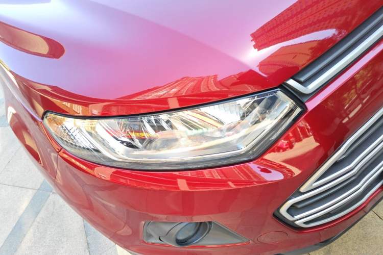 Used Ford EcoSport 2017 1.5L Automatic Trend Model Right Front Headlight