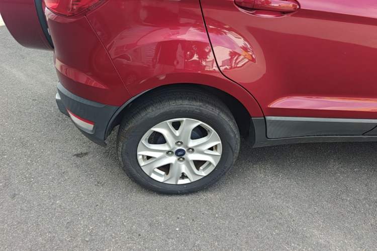 Used Ford EcoSport 2017 1.5L Automatic Trend Model Right Rear Wheel Hub