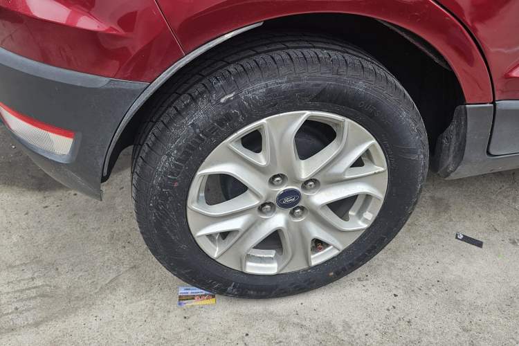 Used Ford EcoSport 2017 1.5L Automatic Trend Model Right Rear Wheel Hub