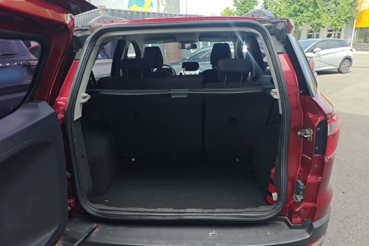 Used Ford EcoSport 2017 1.5L Automatic Trend Model Trunk