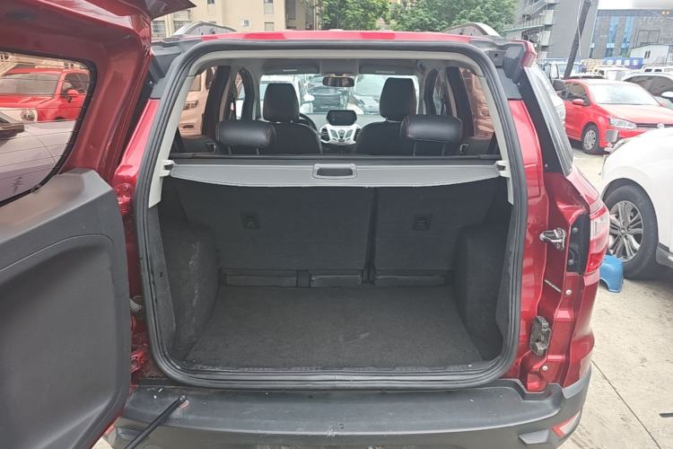 Used Ford EcoSport 2017 1.5L Automatic Trend Model Trunk