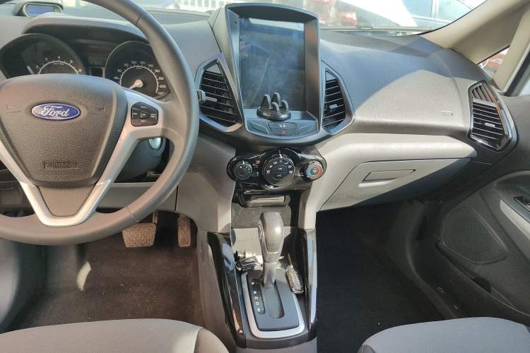 Used Ford EcoSport 2017 1.5L Automatic Trend Model Audio And AC Panel