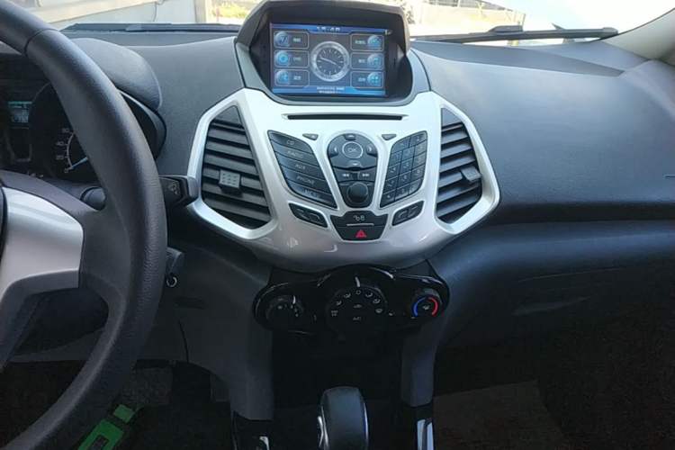 Used Ford EcoSport 2017 1.5L Automatic Trend Model Audio And AC Panel