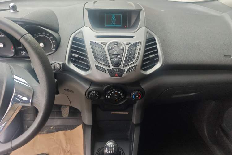 Used Ford EcoSport 2017 1.5L Manual Comfort Model Audio And AC Panel