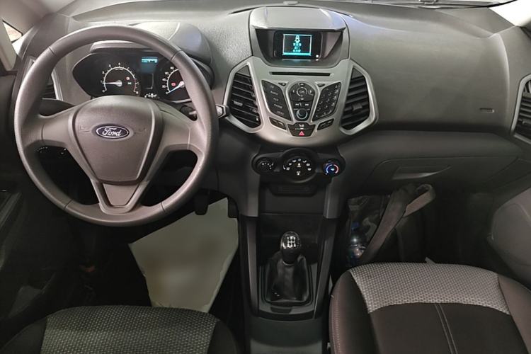 Used Ford EcoSport 2017 1.5L Manual Comfort Model Center Console