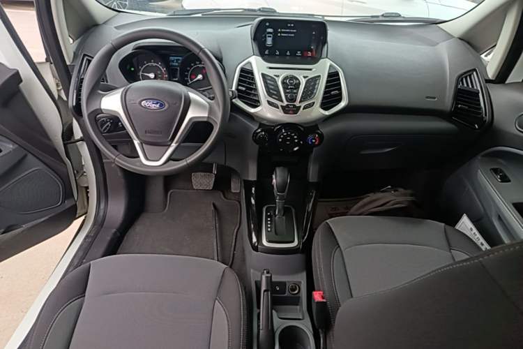 Used Ford EcoSport 2017 1.5L Automatic Trend Model Center Console
