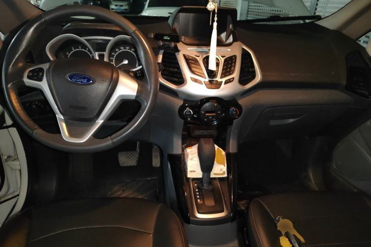 Used Ford EcoSport 2017 1.5L Automatic Prestige Model Center Console