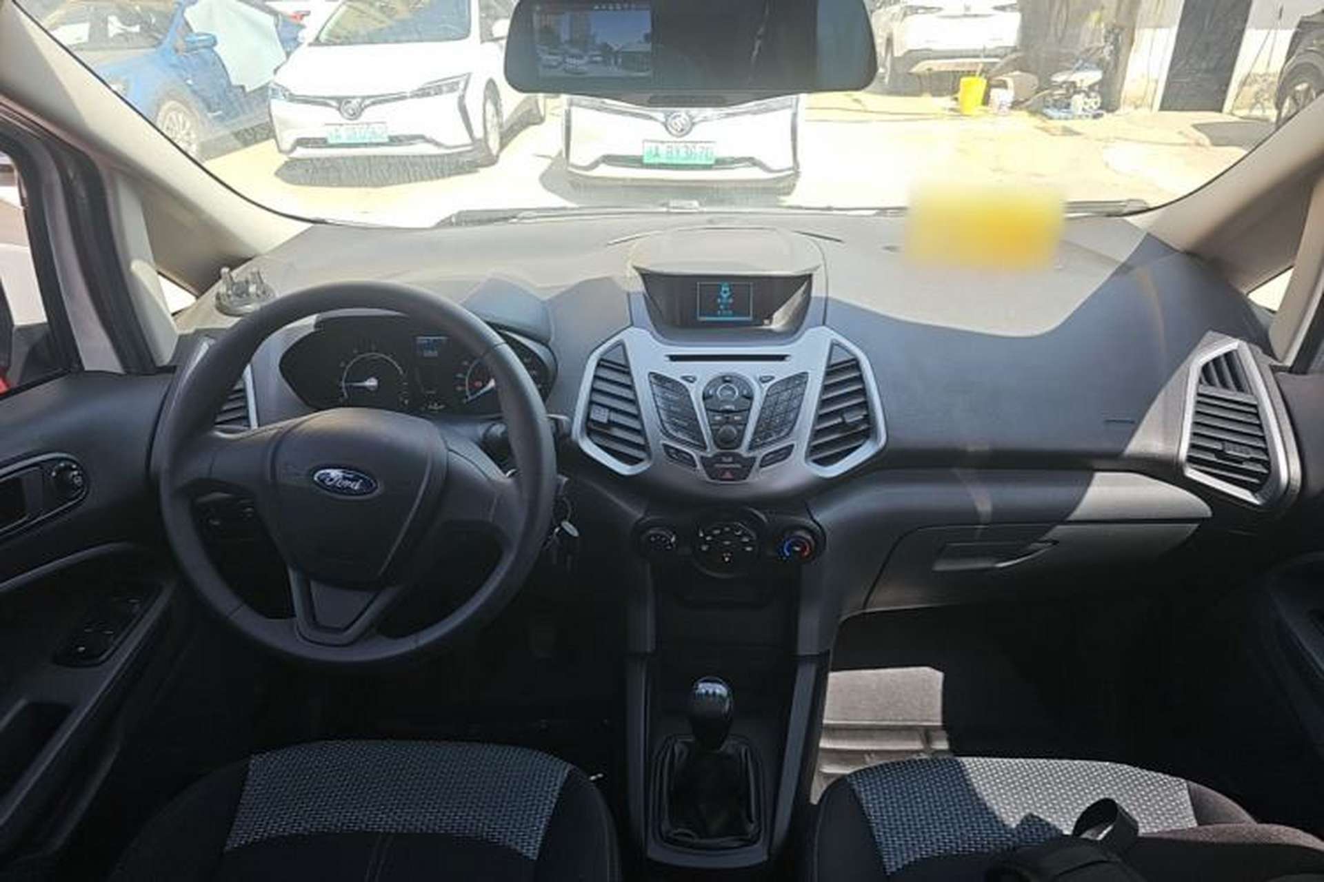 Used Ford EcoSport 2017 1.5L Manual Comfort Model Center Console