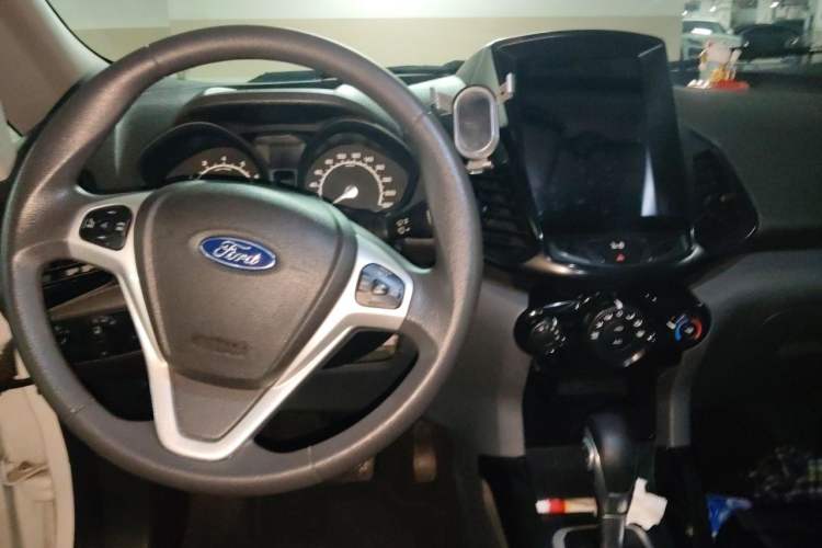 Used Ford EcoSport 2017 1.5L Automatic Trend Model Center Console