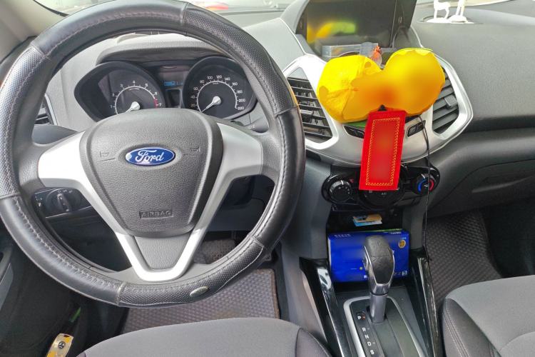 Used Ford EcoSport 2017 1.5L Automatic Trend Model Center Console