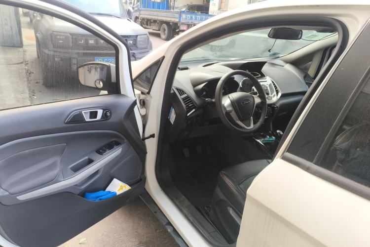 Used Ford EcoSport 2017 1.5L Manual Fashion Model Driver Seat