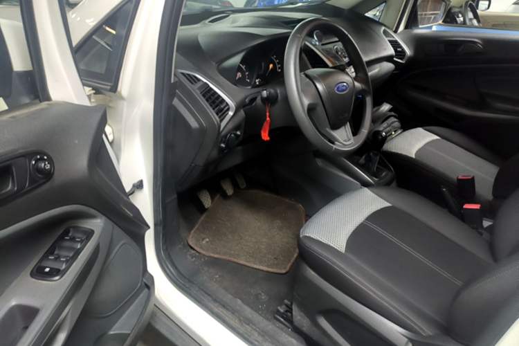 Used Ford EcoSport 2017 1.5L Manual Comfort Model Driver Seat