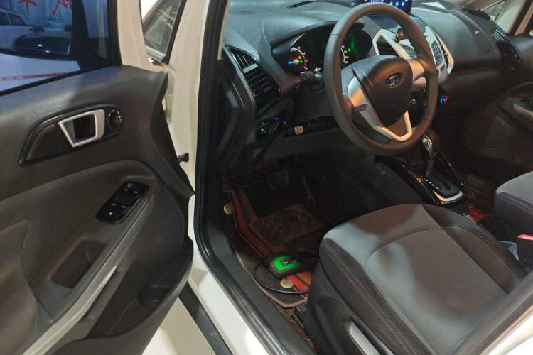 Used Ford EcoSport 2017 1.5L Automatic Trend Model Driver Seat