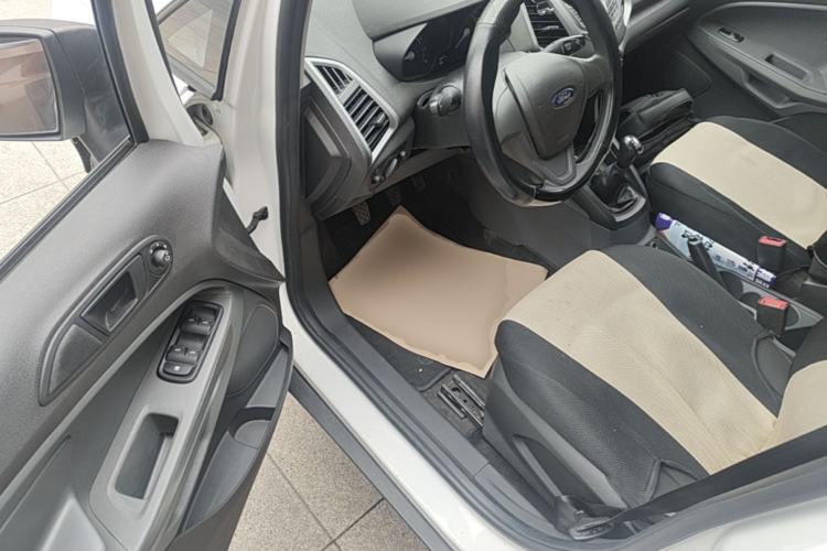 Used Ford EcoSport 2017 1.5L Manual Comfort Model Driver Seat