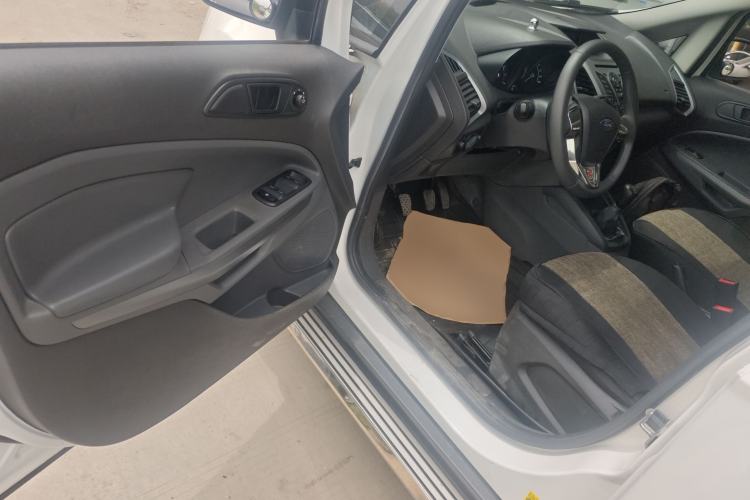 Used Ford EcoSport 2017 1.5L Manual Comfort Model Driver Seat