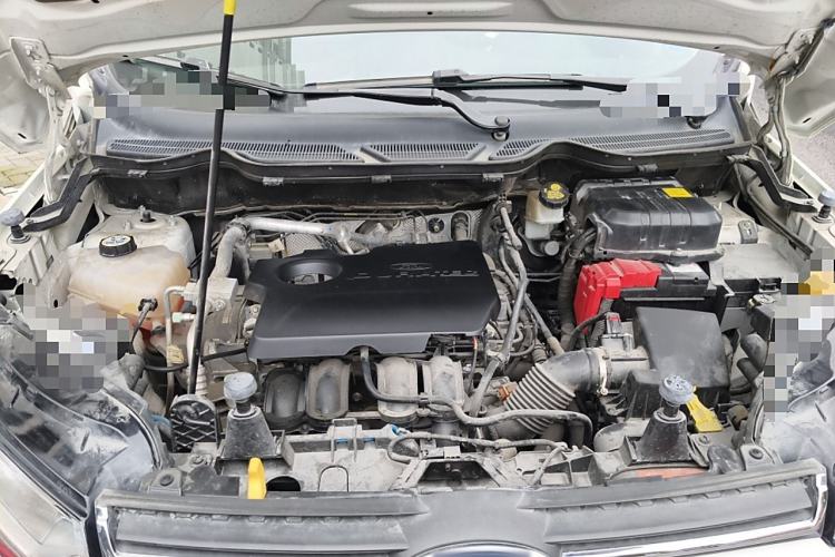 Used Ford EcoSport 2017 1.5L Manual Luxury Model Engine Bay