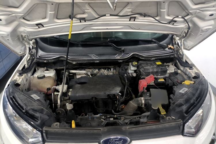 Used Ford EcoSport 2017 1.5L Manual Comfort Model Engine Bay