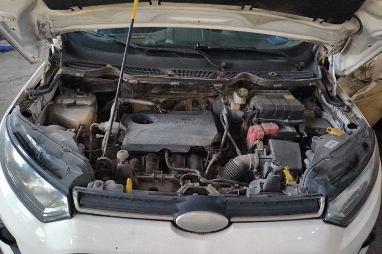 Used Ford EcoSport 2017 1.5L Manual Fashion Model Engine Bay