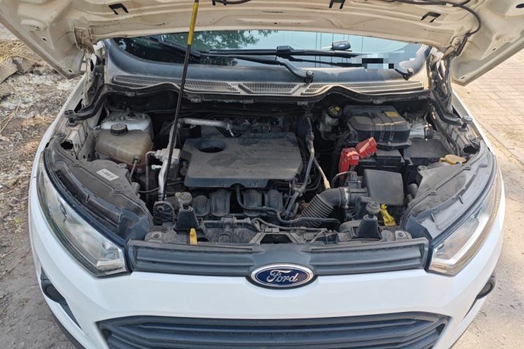 Used Ford EcoSport 2017 1.5L Manual Comfort Model Engine Bay