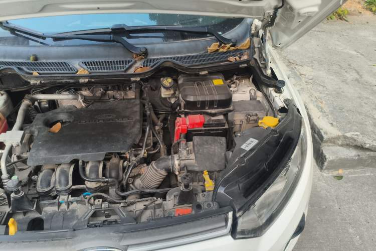 Used Ford EcoSport 2017 1.5L Manual Fashion Model Engine Bay Left