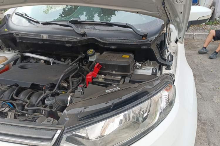 Used Ford EcoSport 2017 1.5L Automatic Prestige Model Engine Bay Left