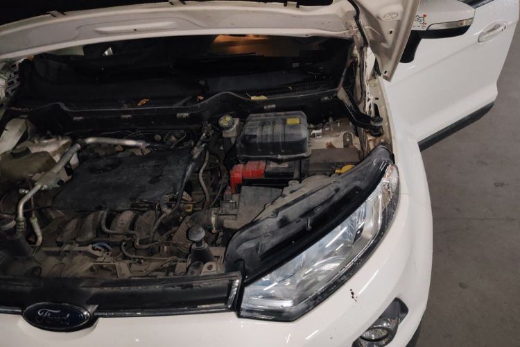 Used Ford EcoSport 2017 1.5L Automatic Prestige Model Engine Bay Left