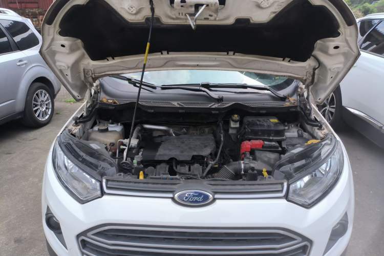 Used Ford EcoSport 2017 1.5L Manual Fashion Model Engine Bay